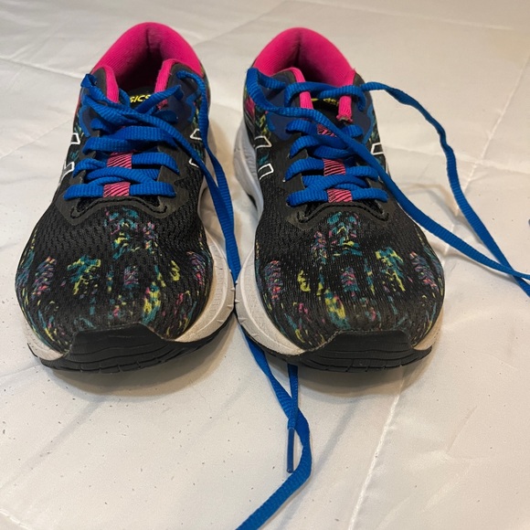 ASICS Women's Black and Pink Athletic Shoes - Picture 4 of 8